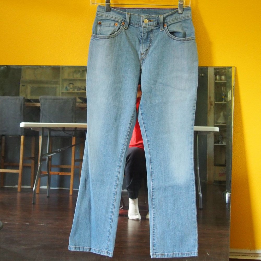 Levi's Classic Mid-rise Straight Jeans Sz 4